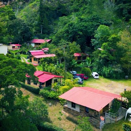 Hotel Campestre Rocas Del Paraiso Macheta Exterior photo
