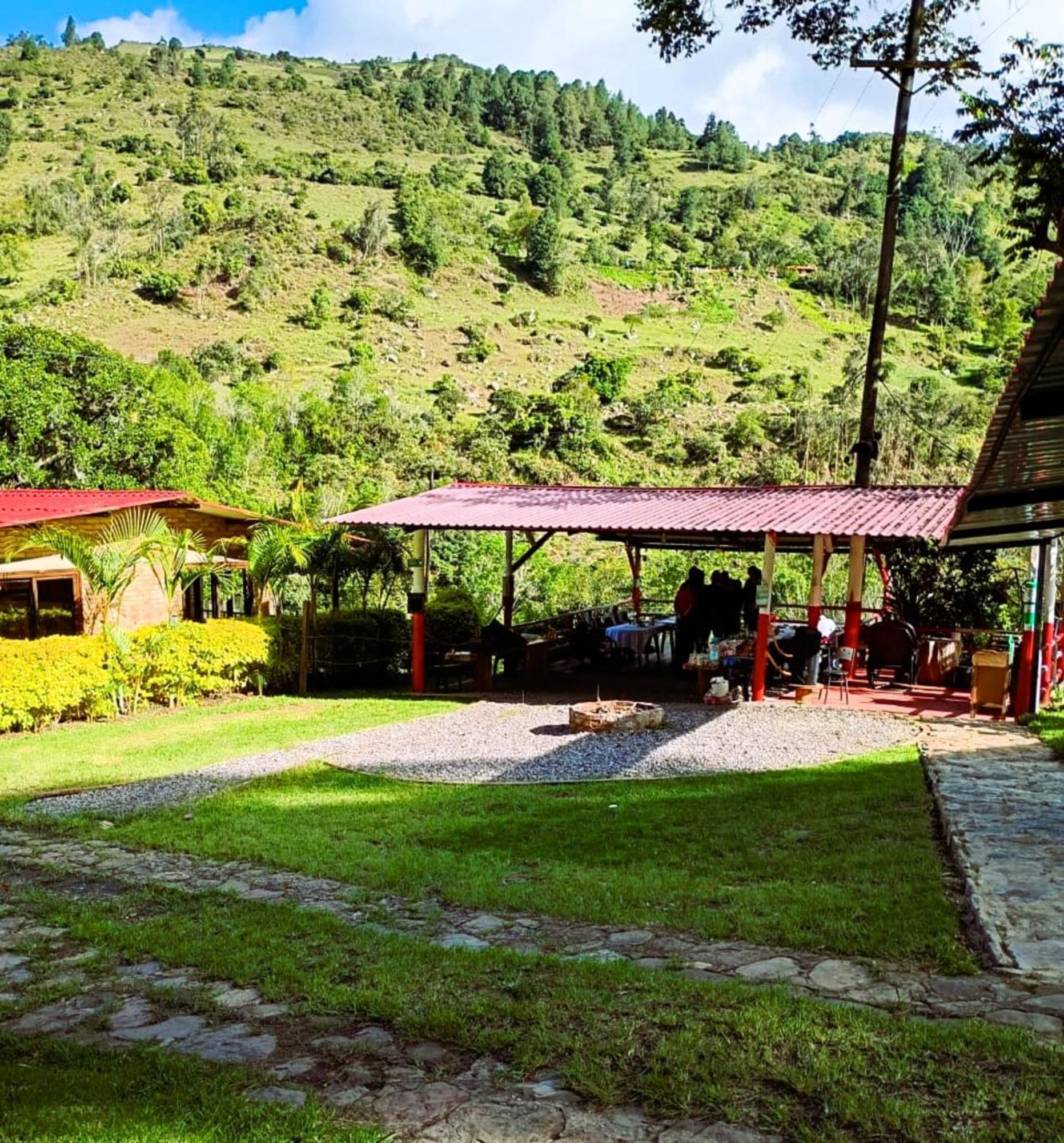 Hotel Campestre Rocas Del Paraiso Macheta Exterior photo