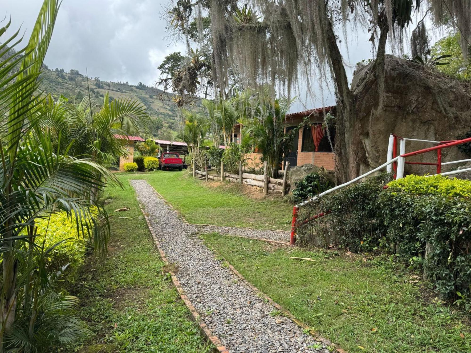 Hotel Campestre Rocas Del Paraiso Macheta Exterior photo